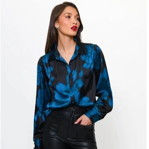 HUTCH
Kodie Top In Blue